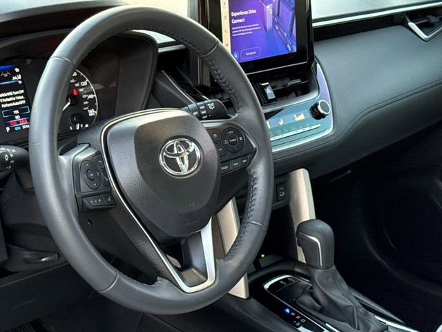 Used 2024 Toyota Corolla Cross LE FWD image 19