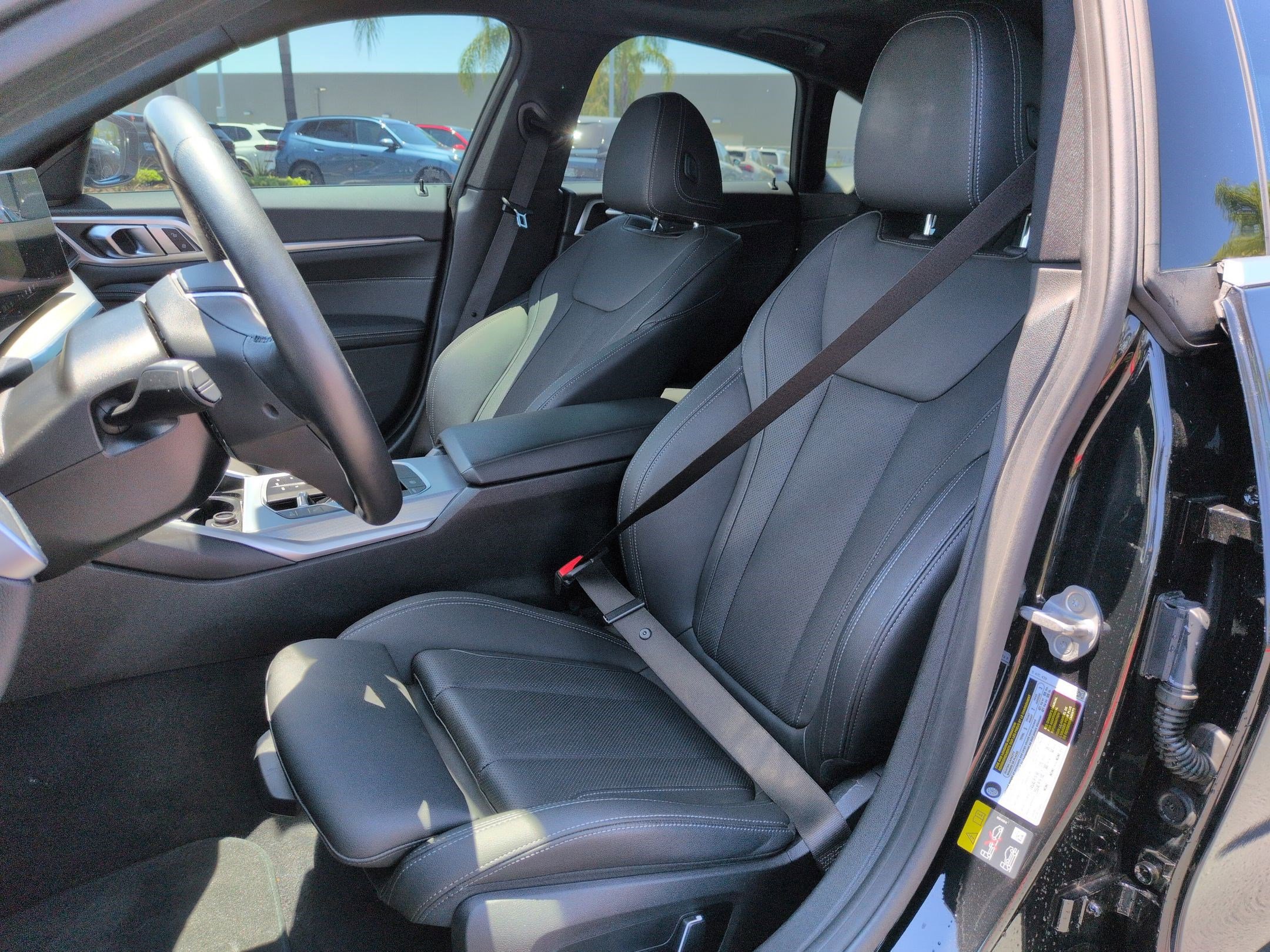 Used 2024 BMW i4 eDrive35 w/ Premium Package RWD image 16