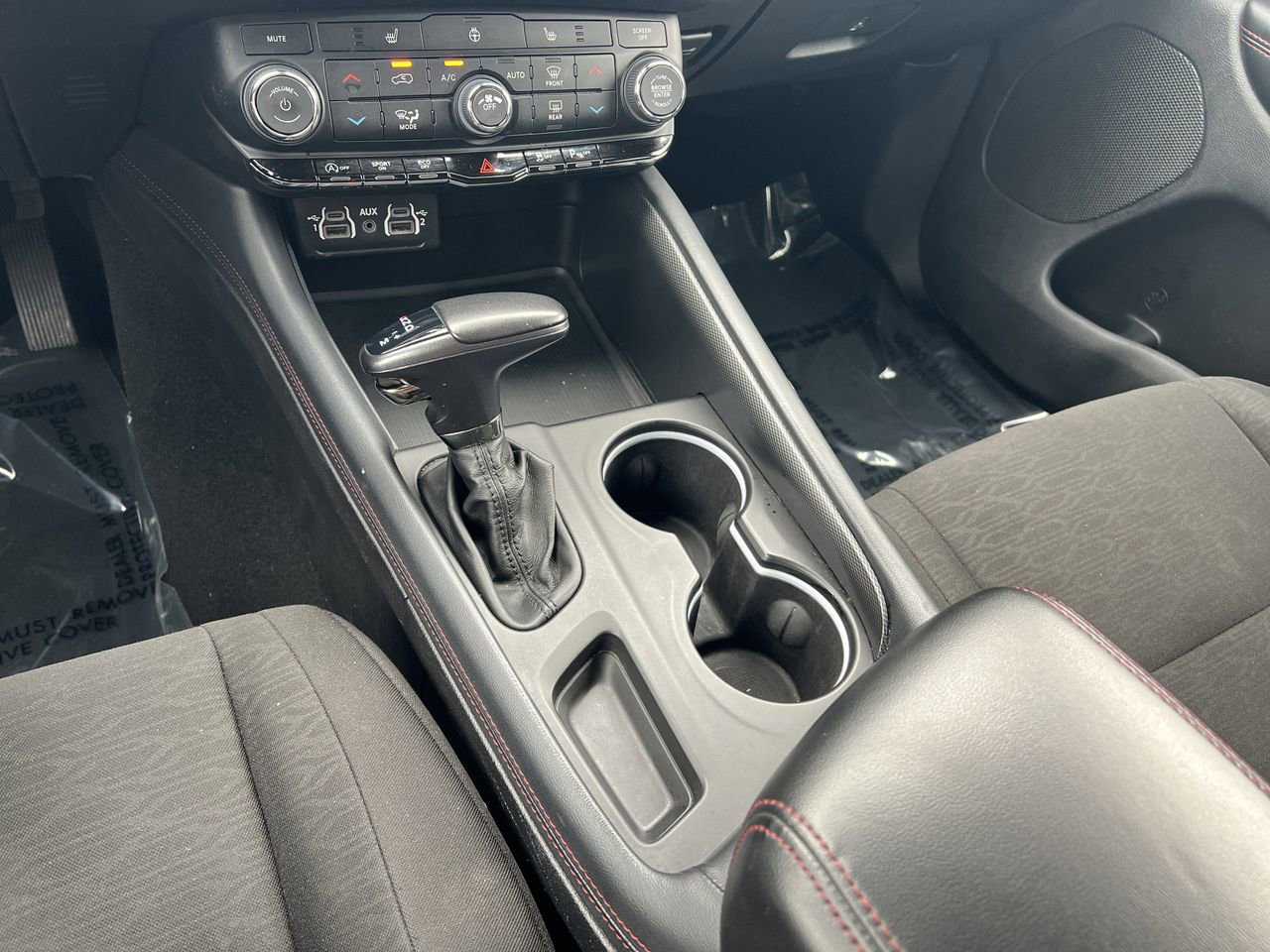 Used 2023 Dodge Durango GT image 9