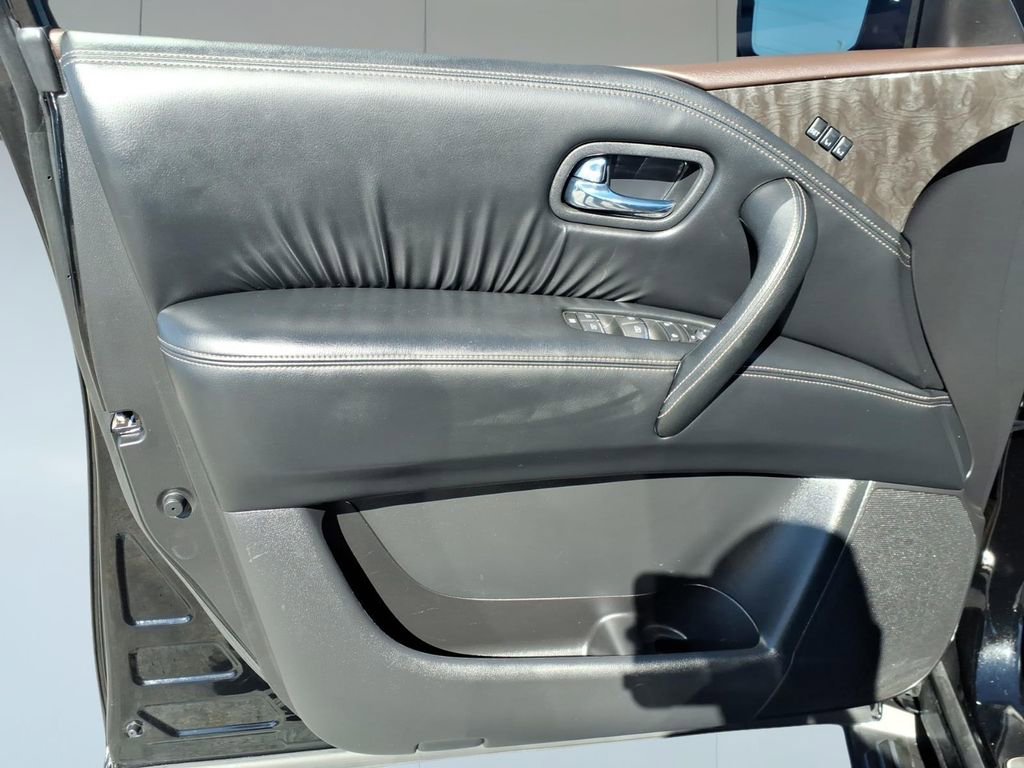Used 2023 Nissan Armada Platinum w/ Captain's Chairs Package image 10