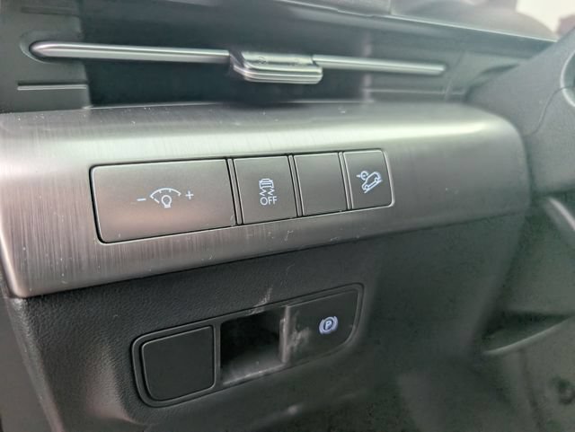 New 2026 Hyundai Kona SEL Premium AWD/4WD image 17