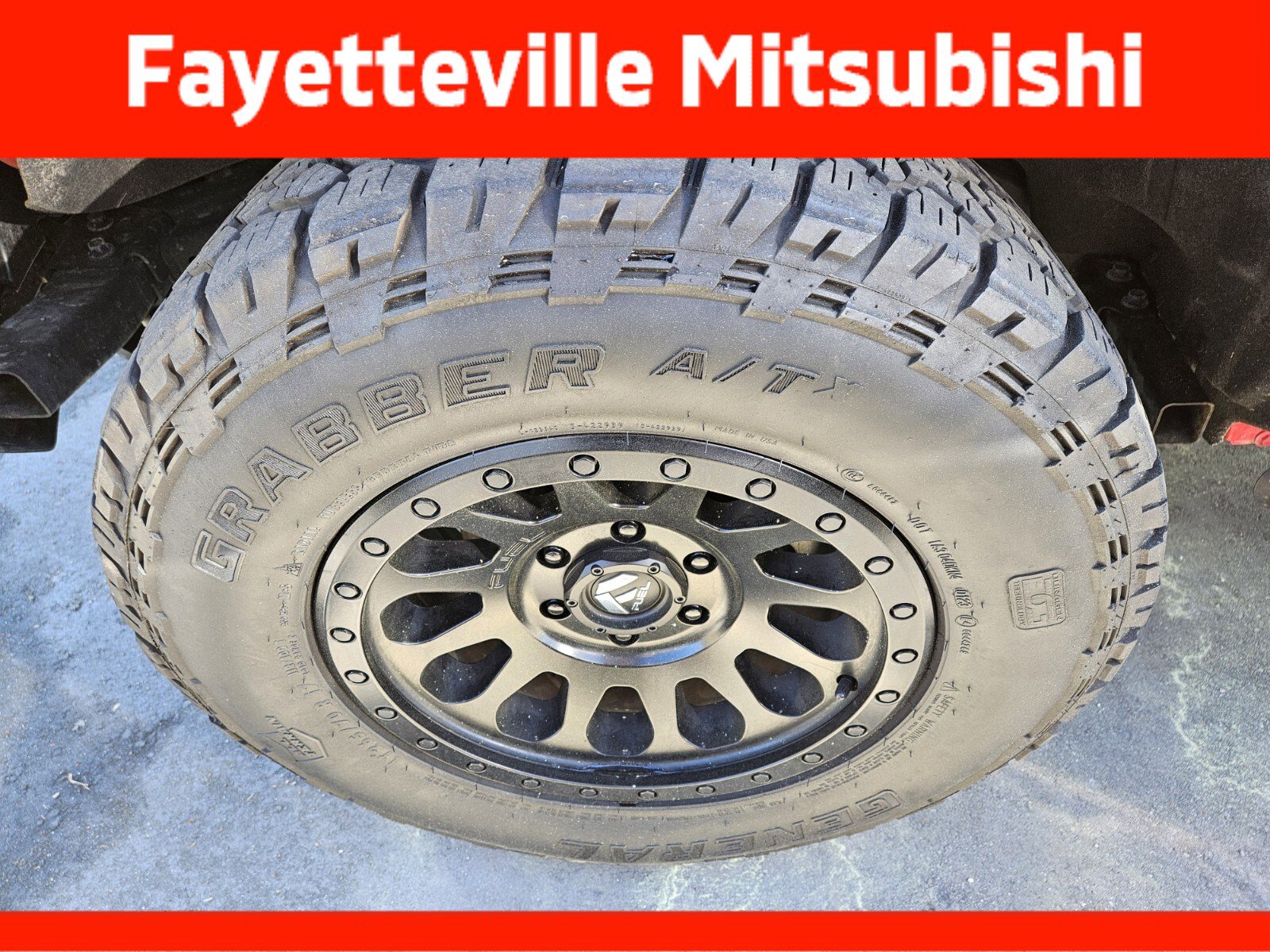 Used 2023 Ford Bronco Black Diamond image 11