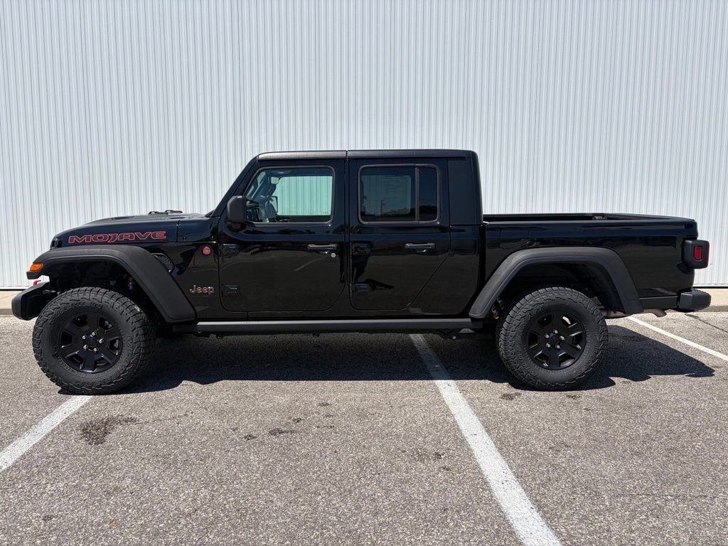 Used 2023 Jeep Gladiator Mojave w/ Cold Weather Group AWD/4WD image 3