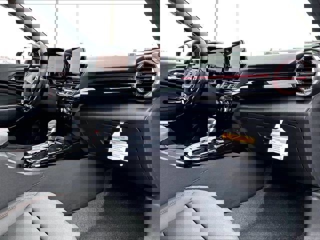 New 2026 Chevrolet Trax RS w/ Sunroof Package image 9