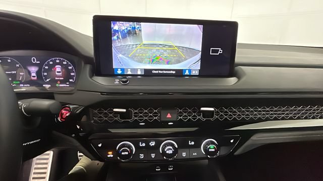 Used 2025 Honda Accord Sport image 24