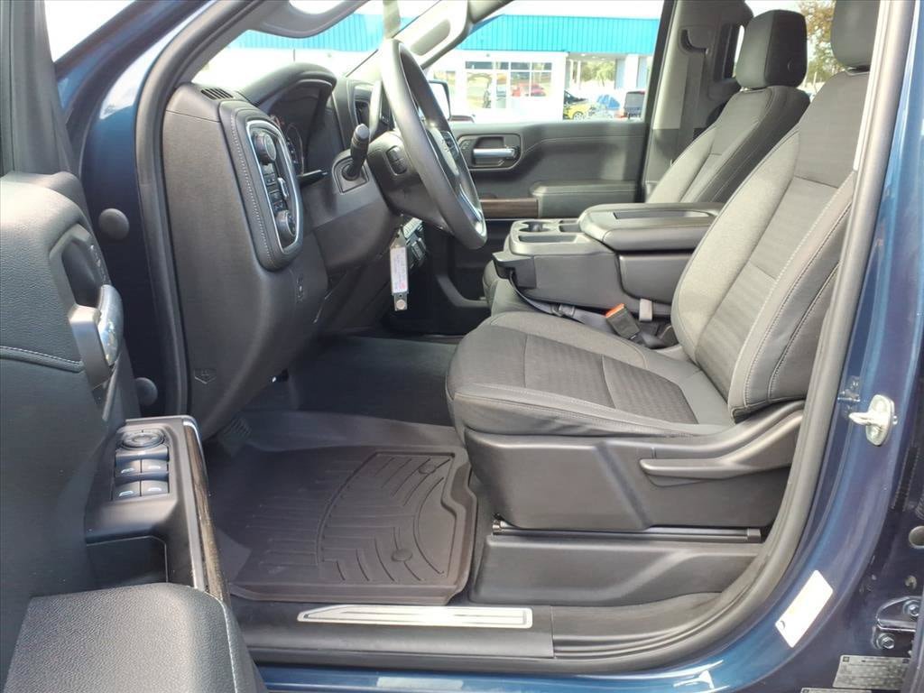 Used 2020 Chevrolet Silverado 1500 LT AWD/4WD image 19