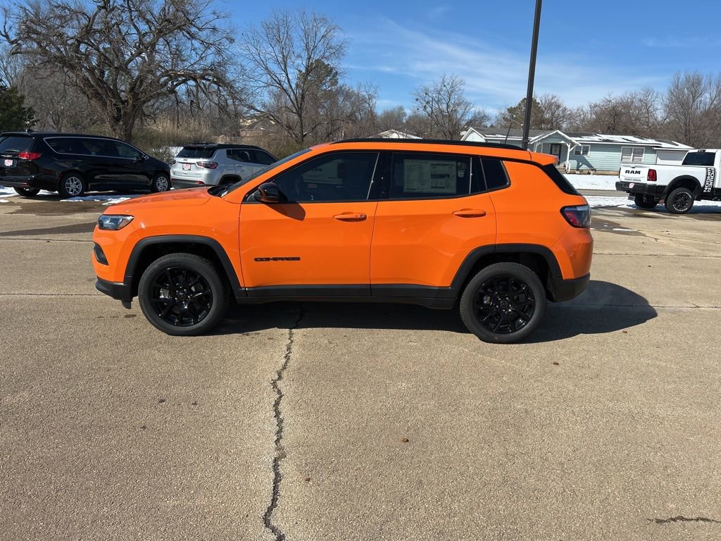 New 2026 Jeep Compass Latitude image 2