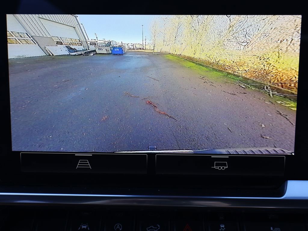 Used 2024 GMC Sierra 1500 SLT image 18