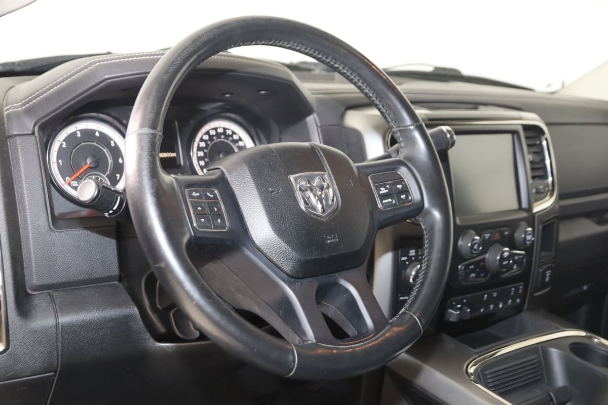 Used 2017 RAM 2500 Big Horn w/ Night Special Edition AWD/4WD image 6