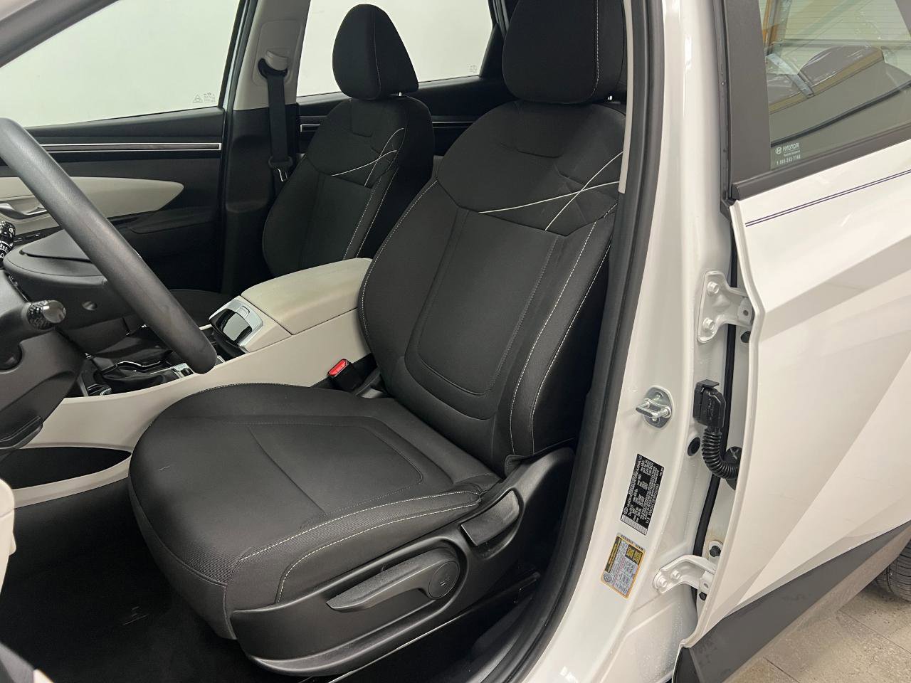 Used 2024 Hyundai Tucson SE image 24