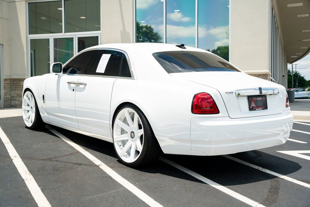 Used 2010 Rolls-Royce Ghost RWD image 18
