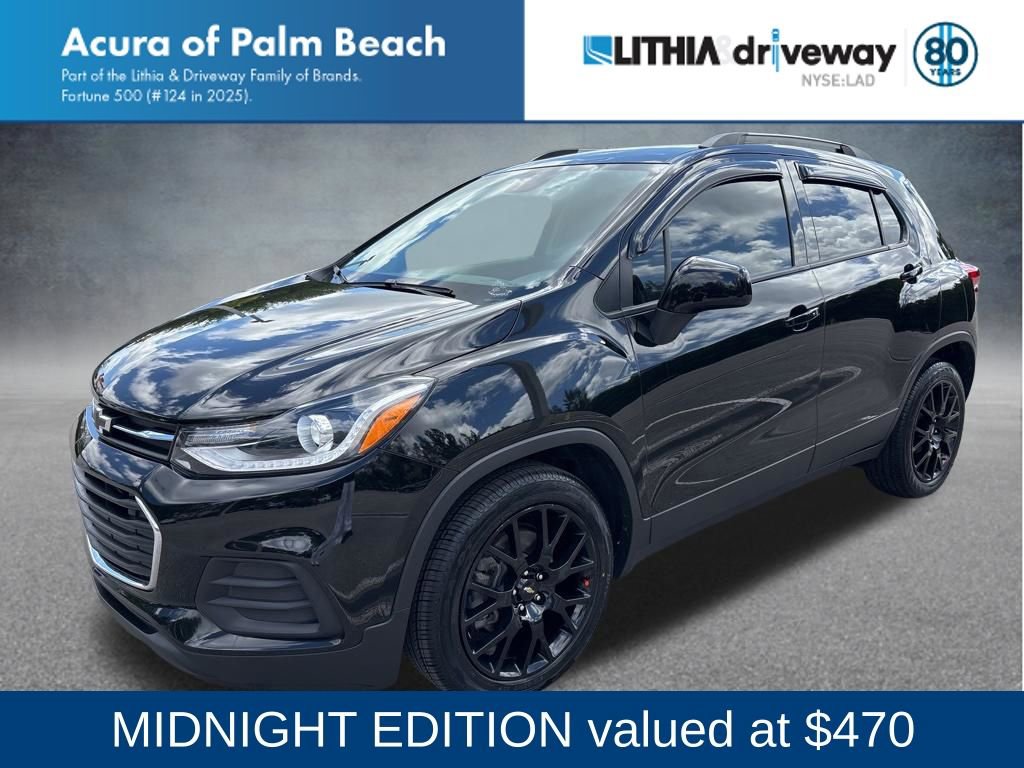 Used 2022 Chevrolet Trax LT w/ Midnight Edition image 1