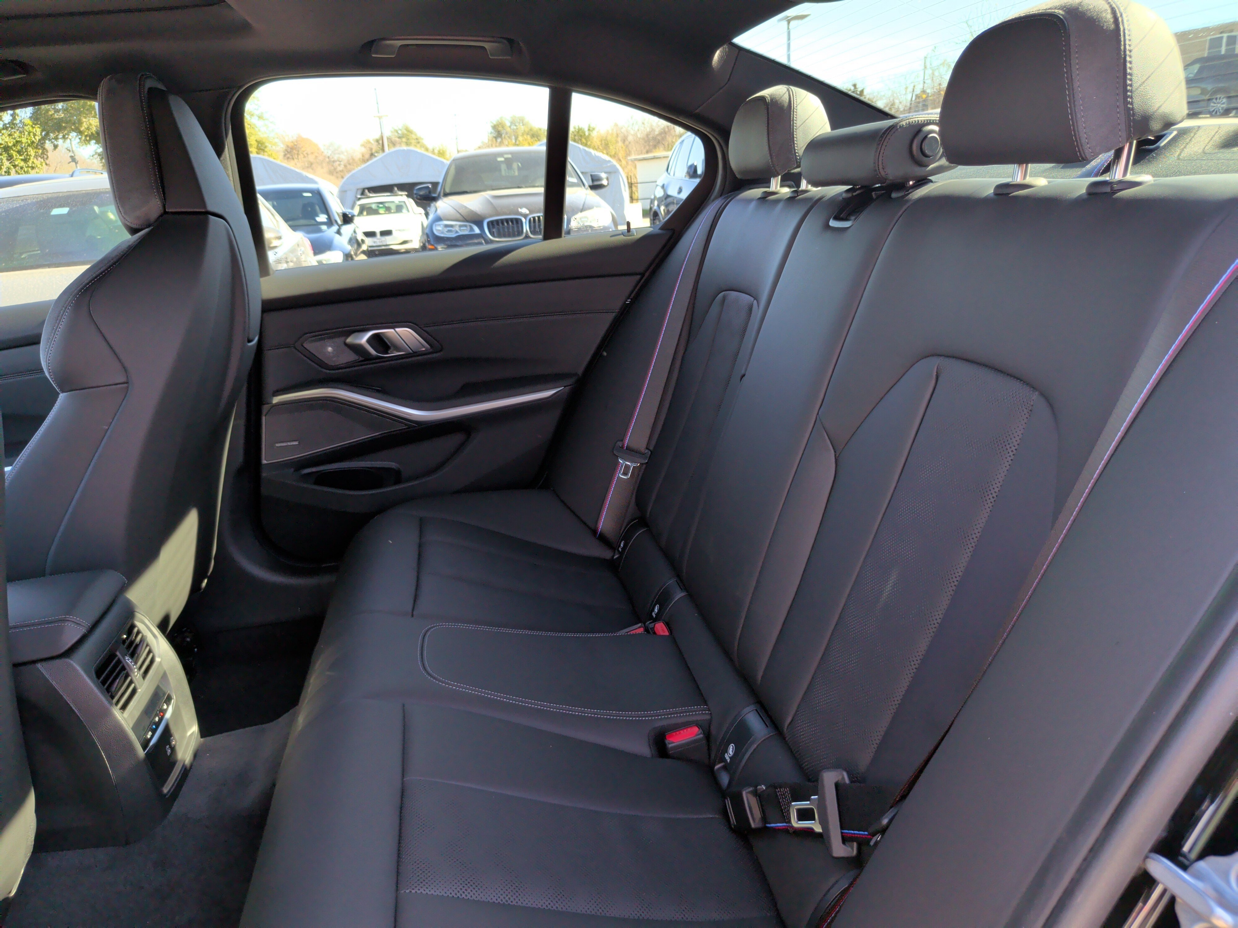 Used 2026 BMW M3 Competition w/ Executive Package image 36