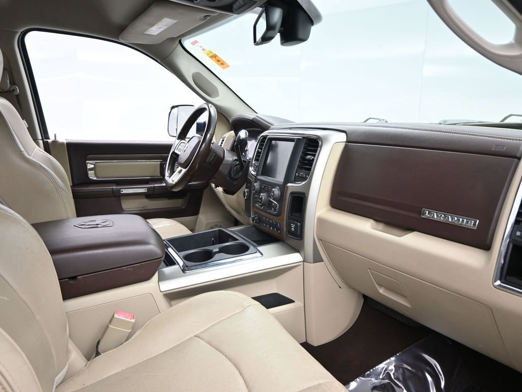 Used 2013 RAM 2500 Laramie w/ Convenience Group image 10