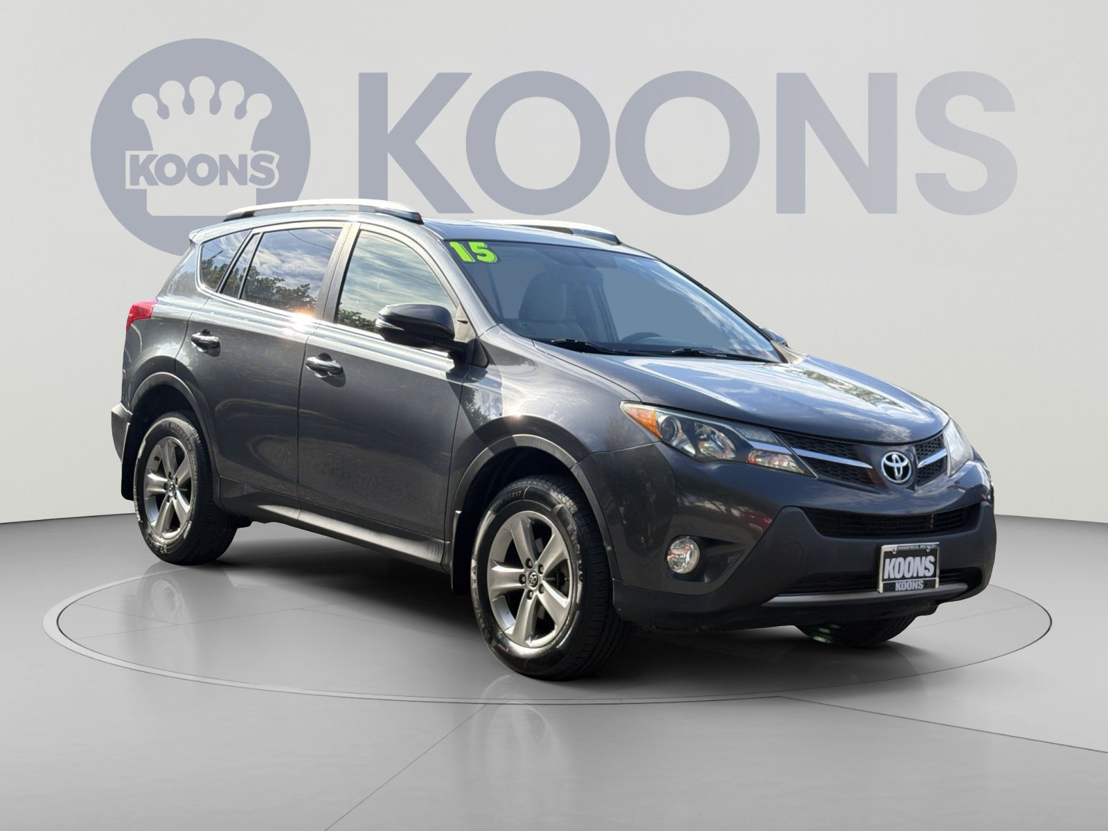 Used 2015 Toyota RAV4 XLE AWD/4WD image 2