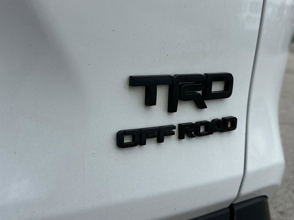 Certified 2020 Toyota RAV4 TRD Off-Road image 11