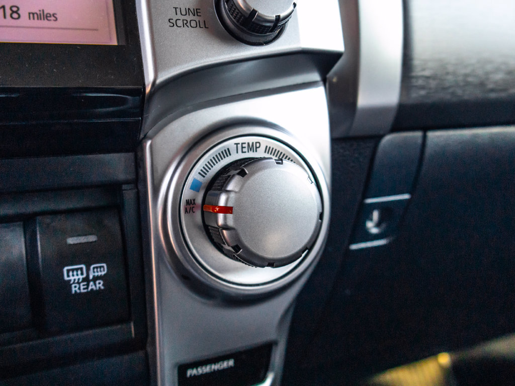 Certified 2024 Toyota 4Runner SR5 RWD image 33