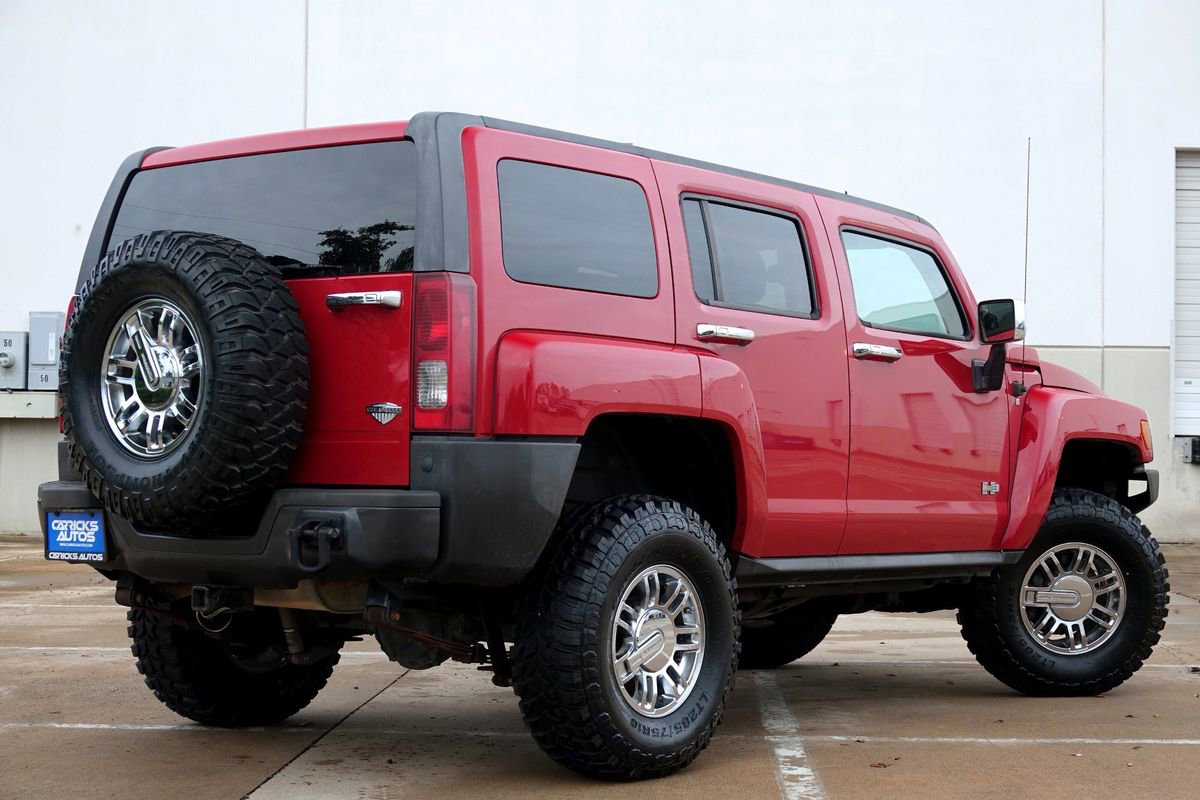 Used 2008 HUMMER H3 Alpha image 3
