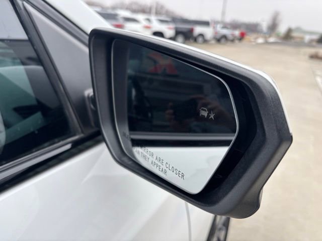 Used 2023 Chevrolet Equinox RS image 11