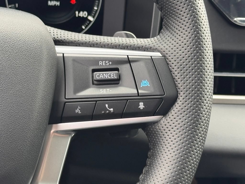 New 2026 Nissan Rogue Platinum AWD/4WD image 16