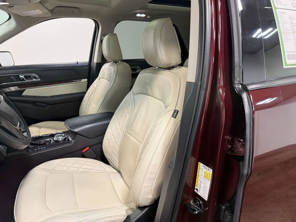 Used 2018 Ford Explorer Platinum AWD/4WD image 58