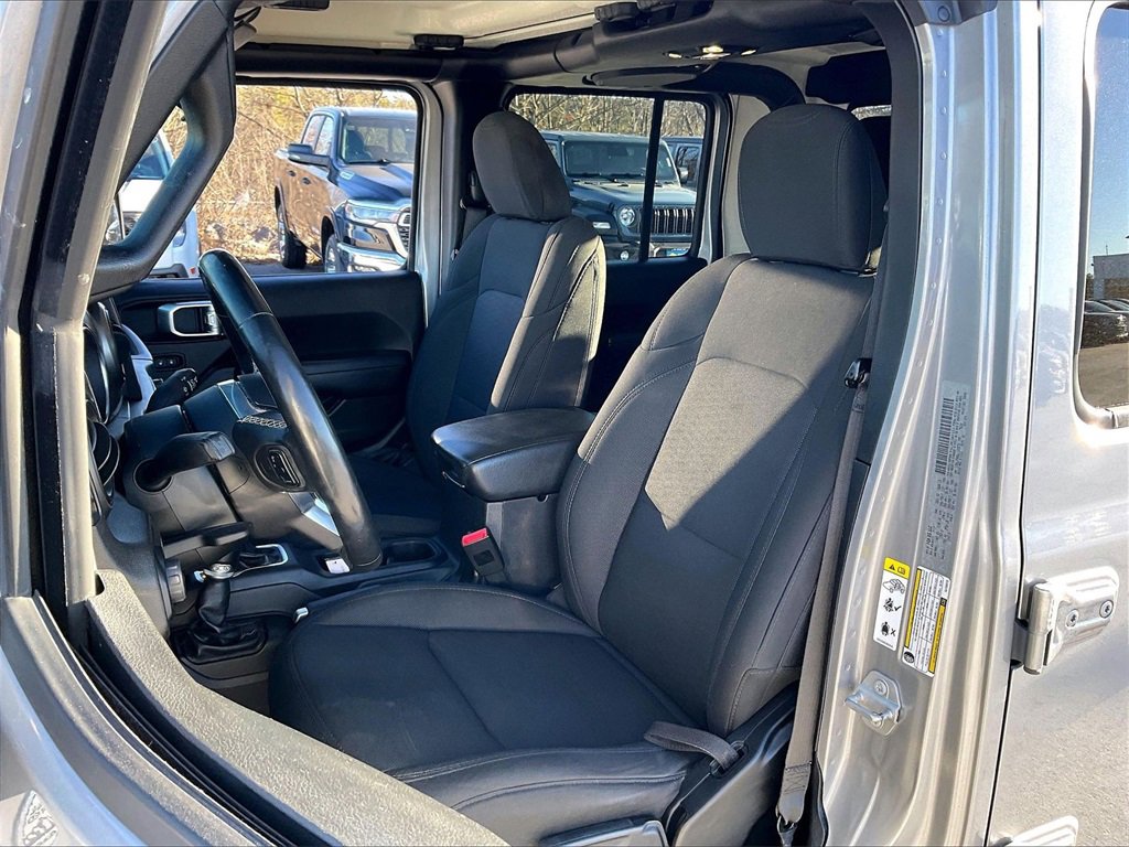 Used 2020 Jeep Gladiator Sport w/ Quick Order Package 24S image 9