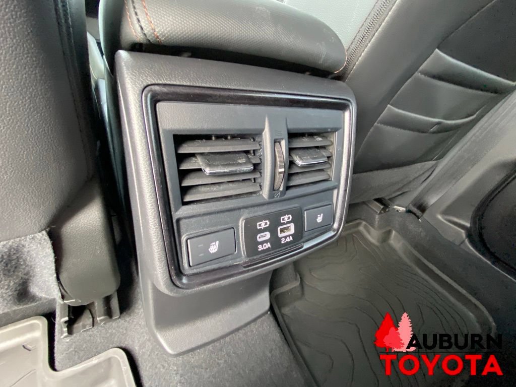 Used 2025 Subaru Forester Touring AWD/4WD image 29