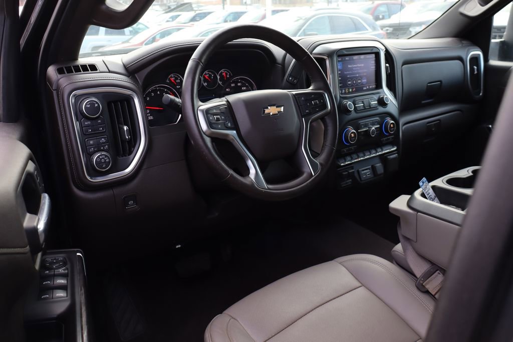 Used 2019 Chevrolet Silverado 1500 LTZ image 15