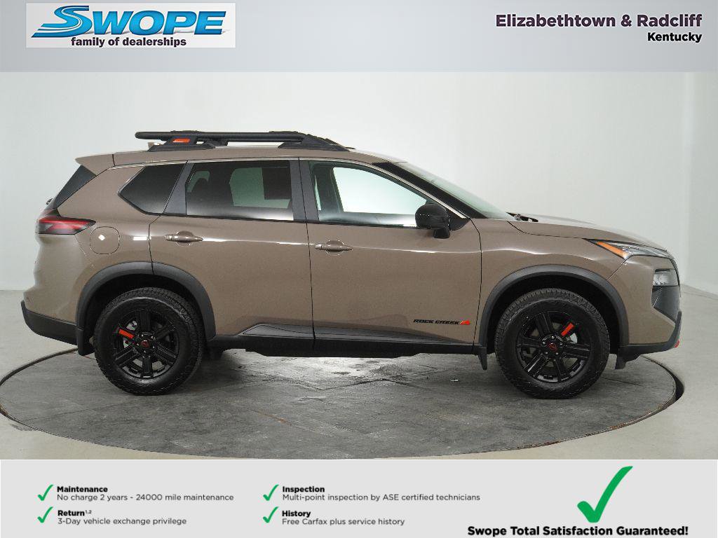 Used 2025 Nissan Rogue SV AWD/4WD image 3