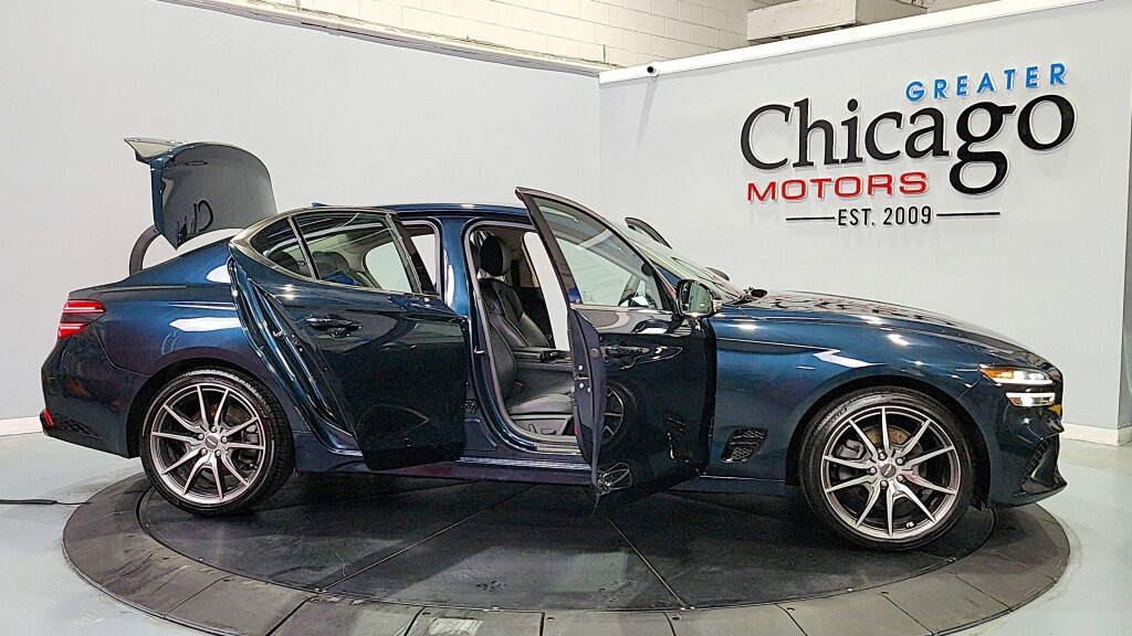 Used 2023 Genesis G70 2.0T AWD/4WD image 9