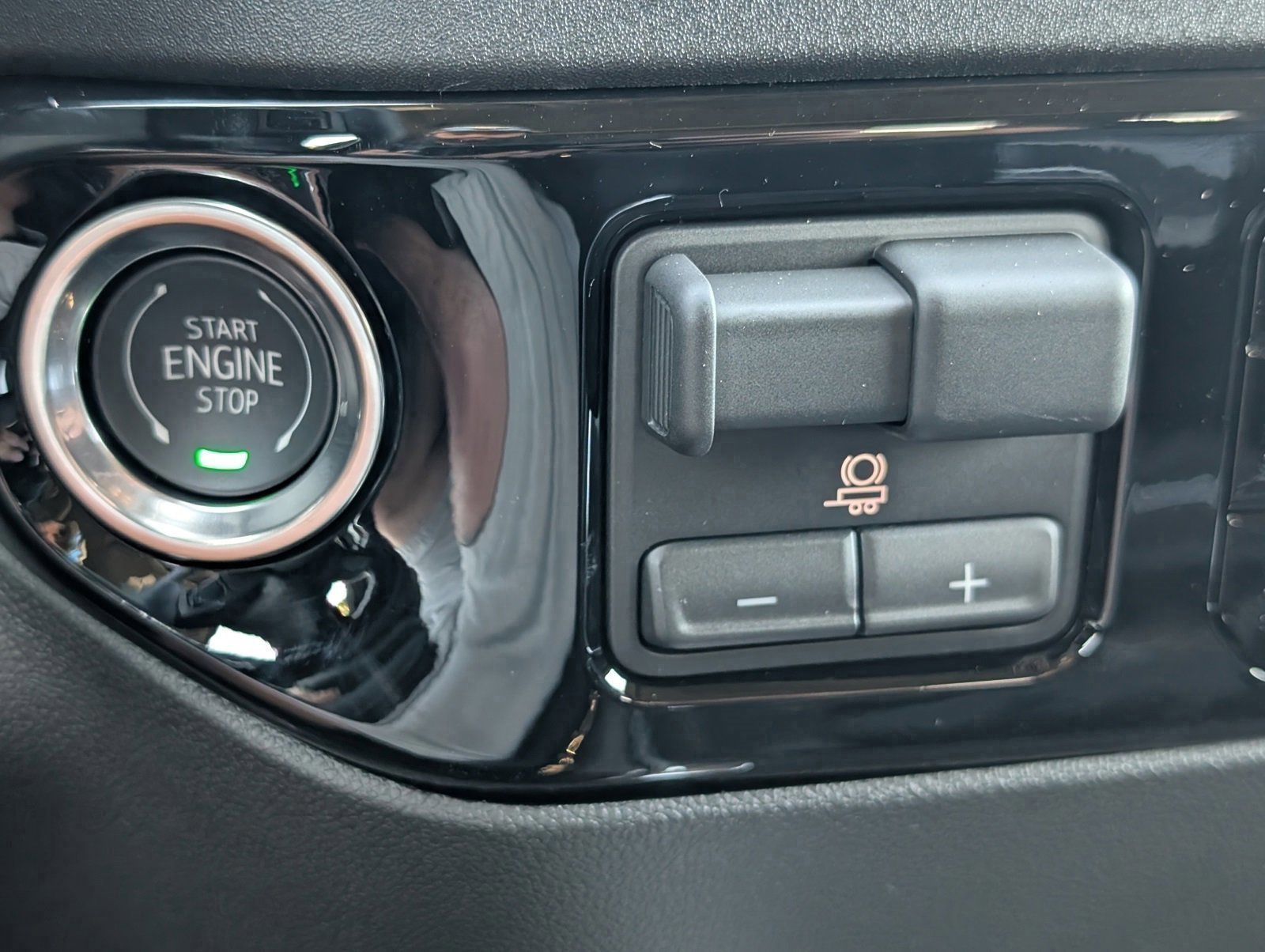 New 2026 Chevrolet Silverado 2500 LTZ w/ LTZ Premium Package image 19