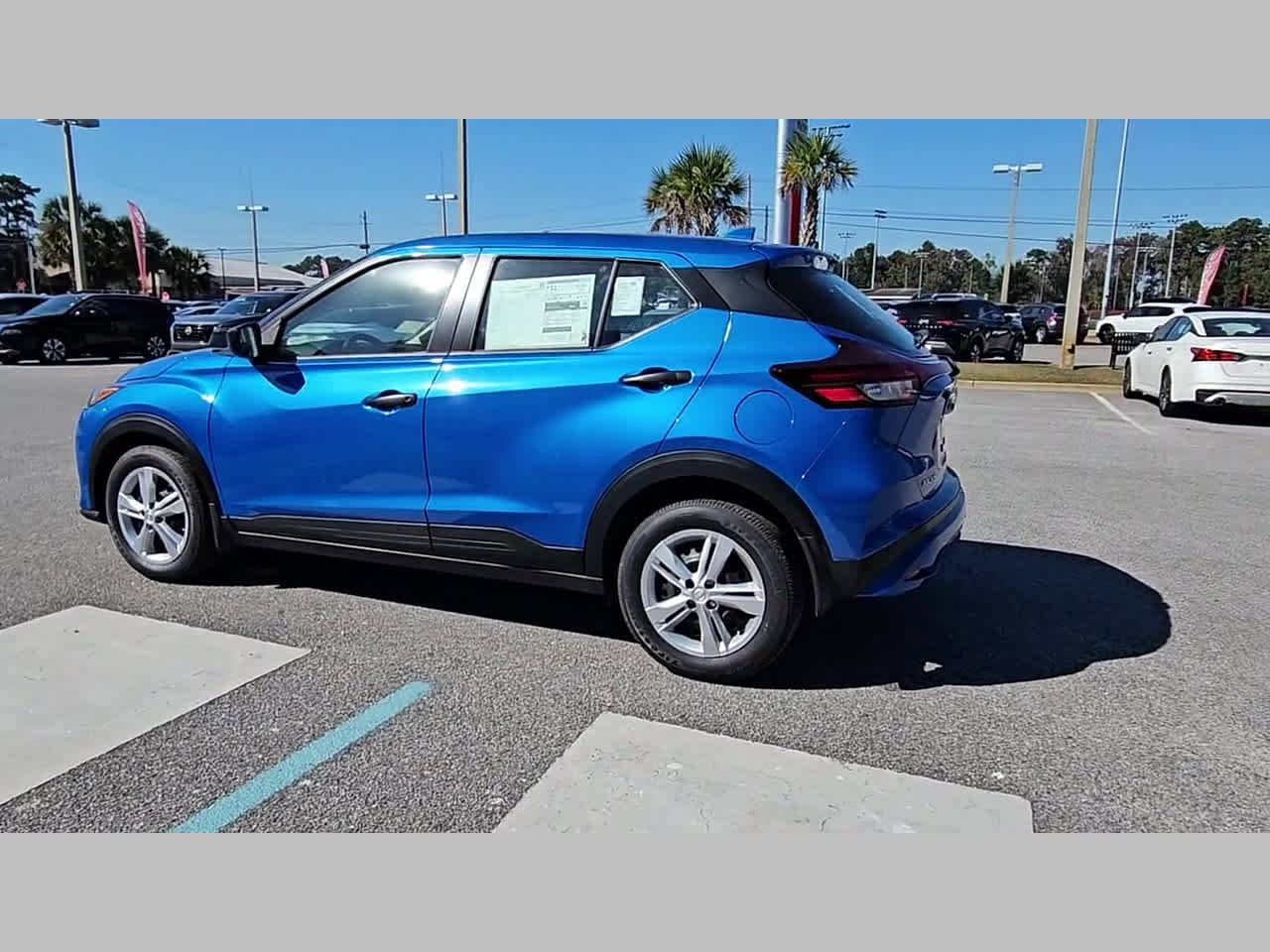 New 2025 Nissan Kicks Play S image 27