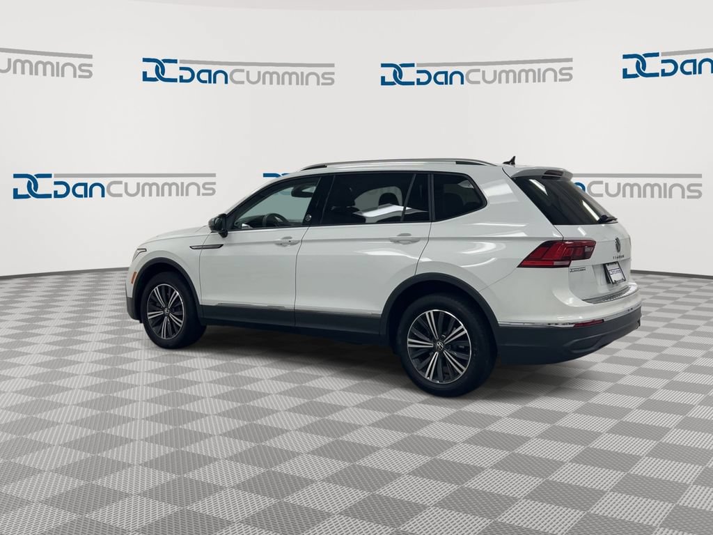 Used 2024 Volkswagen Tiguan SE AWD/4WD image 6