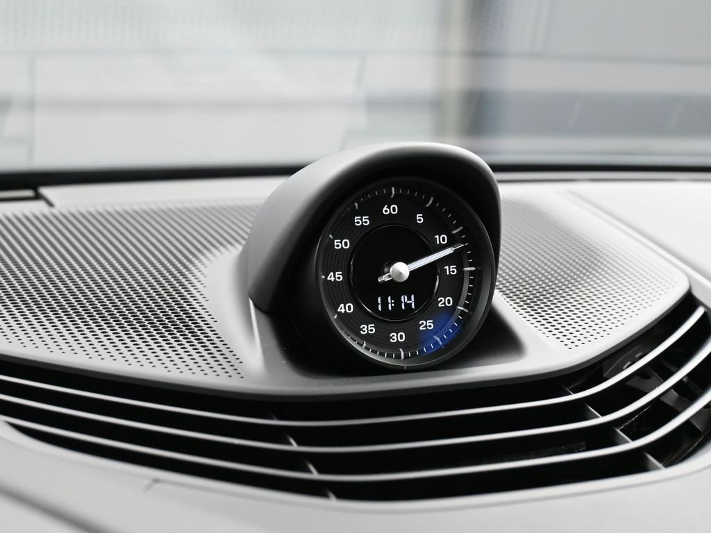 New 2026 Porsche Taycan GTS image 21