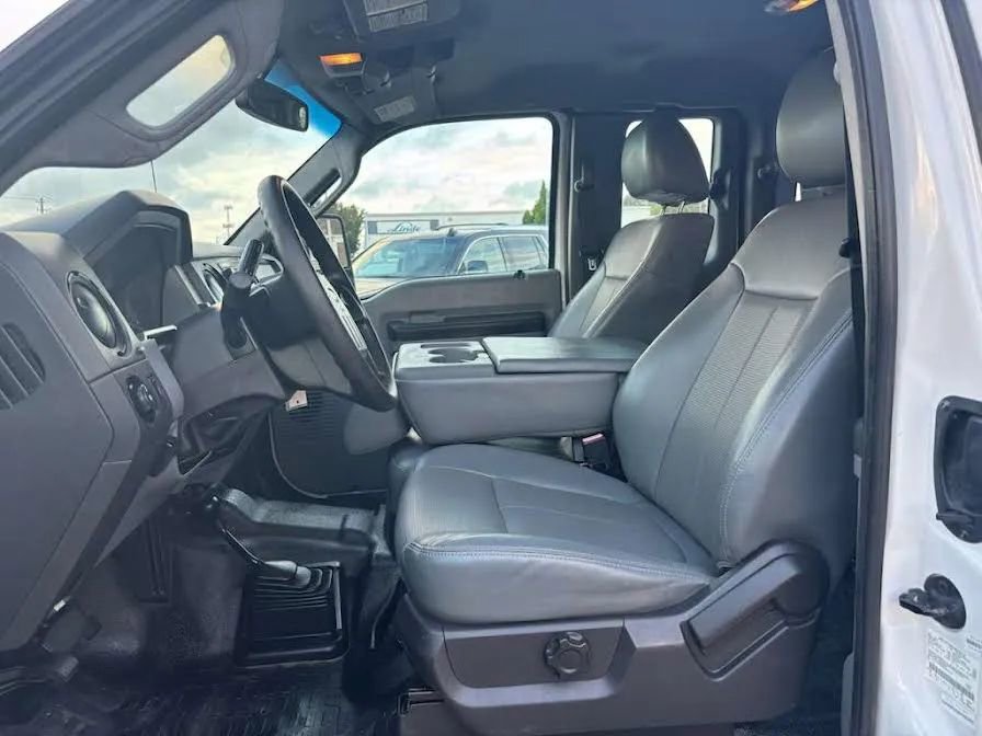 Used 2014 Ford F250 XL image 9