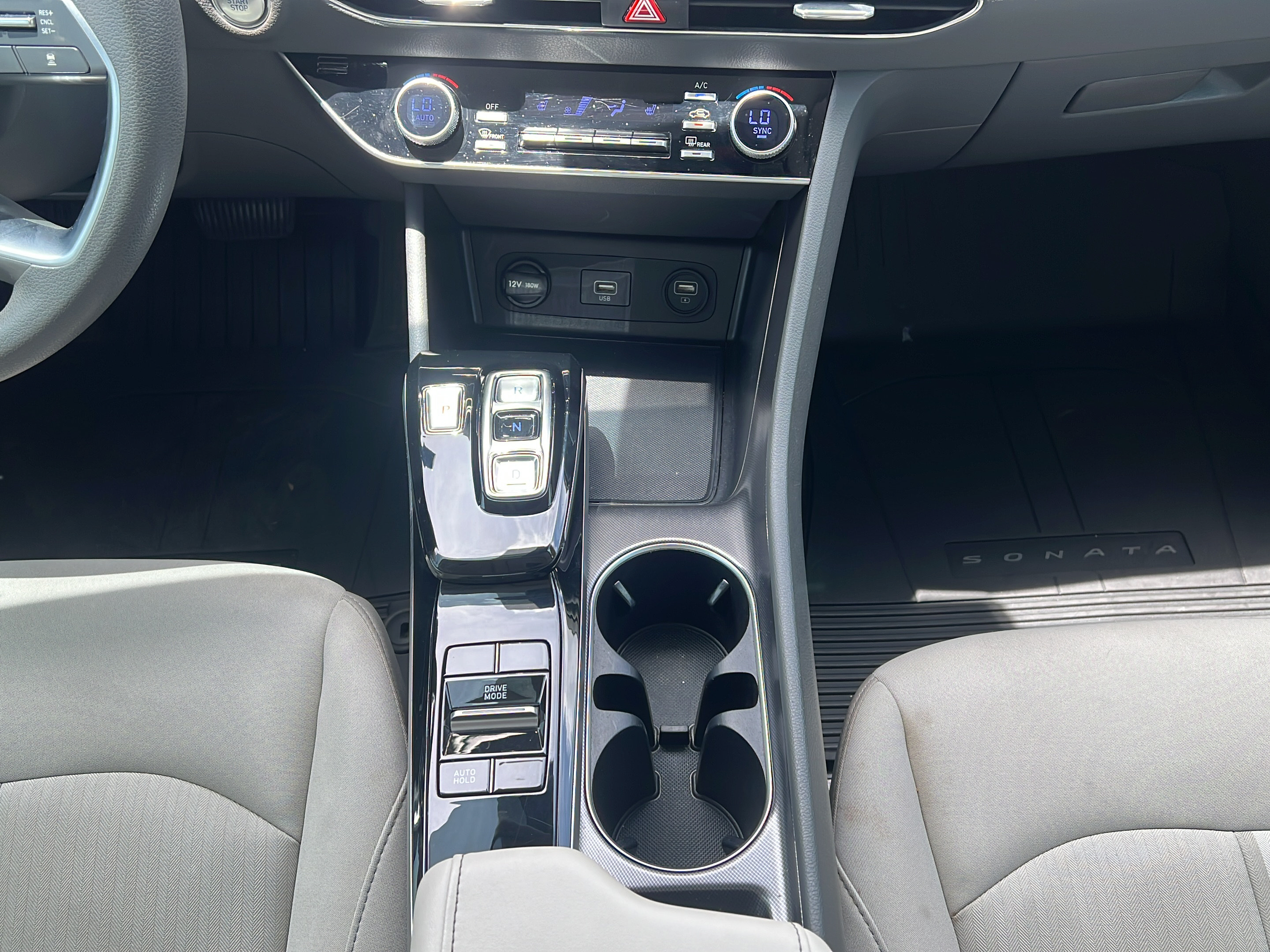 Used 2022 Hyundai Sonata SEL w/ Cargo Package FWD image 17