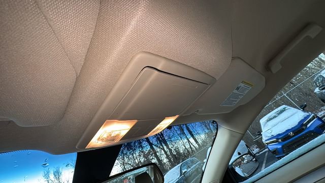 Used 2018 Ford Taurus SE image 22