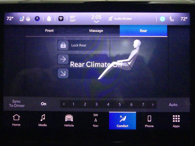 Used 2023 Jeep Grand Cherokee L Summit AWD/4WD image 18