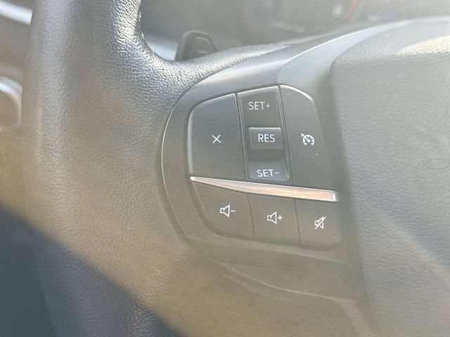 Used 2020 Ford Explorer XLT w/ Equipment Group 202A AWD/4WD image 43