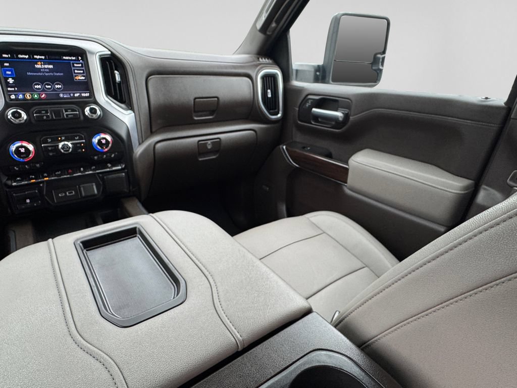 Used 2021 GMC Sierra 1500 SLT w/ SLT Premium Plus Package AWD/4WD image 22