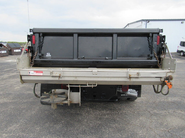 Used 2015 Ford F550 2WD Regular Cab Super Duty image 4