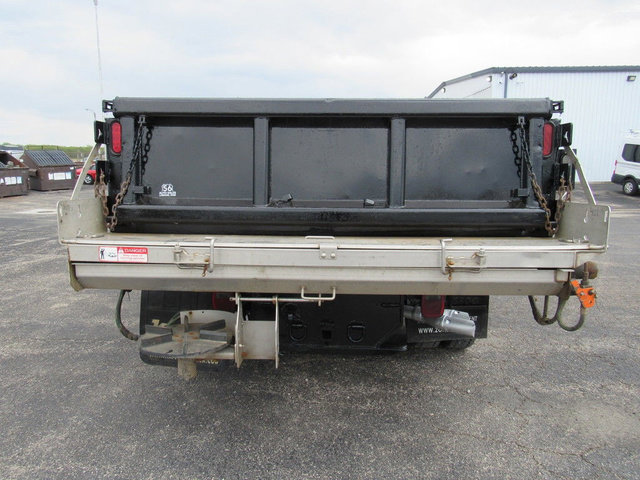 Used 2015 Ford F550 2WD Regular Cab Super Duty image 4