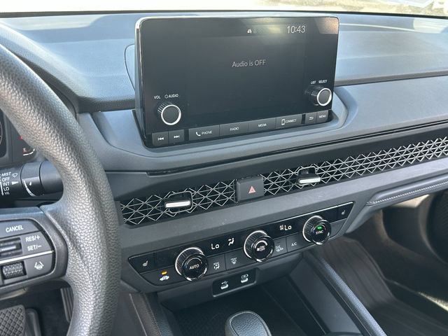 Used 2023 Honda Accord EX image 29
