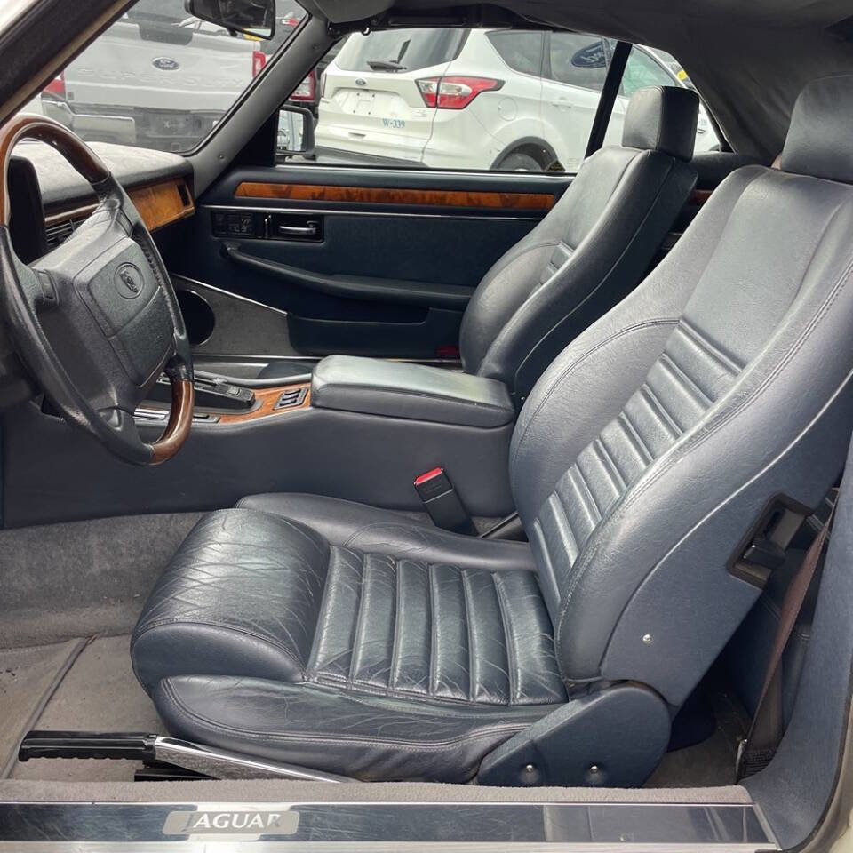 Used 1994 Jaguar XJS 4.0 Convertible RWD image 11