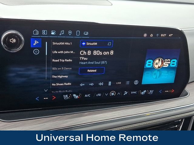 Used 2025 Chevrolet Suburban Premier AWD/4WD image 14