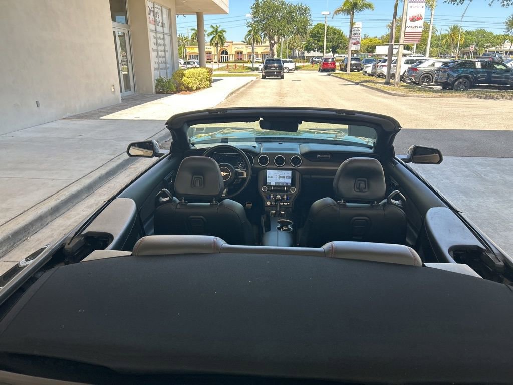 Used 2022 Ford Mustang GT Premium w/ Equipment Group 401A RWD image 11