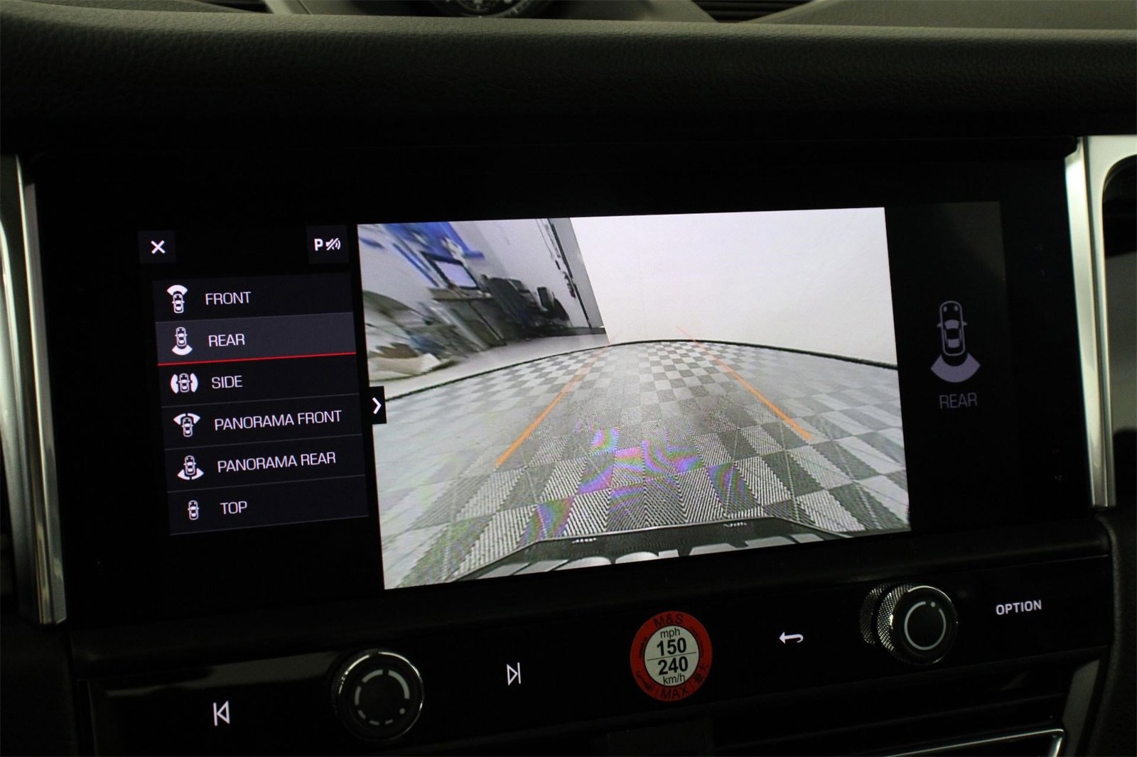 Used 2025 Porsche Macan image 17