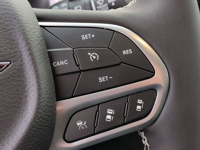 New 2026 Chrysler Pacifica Select image 19