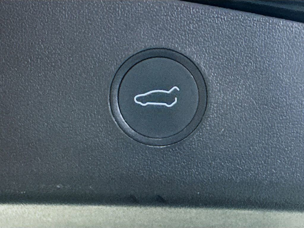 Used 2022 Tesla Model 3 RWD image 29