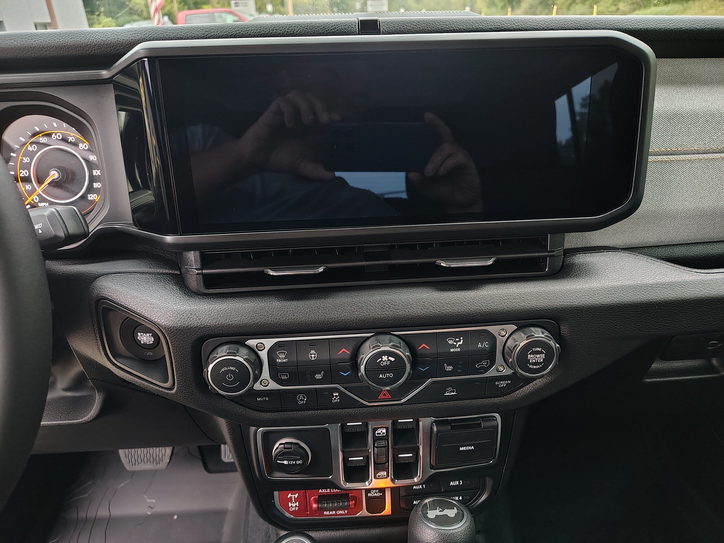 New 2027 Jeep Wrangler Unlimited Sport AWD/4WD image 30